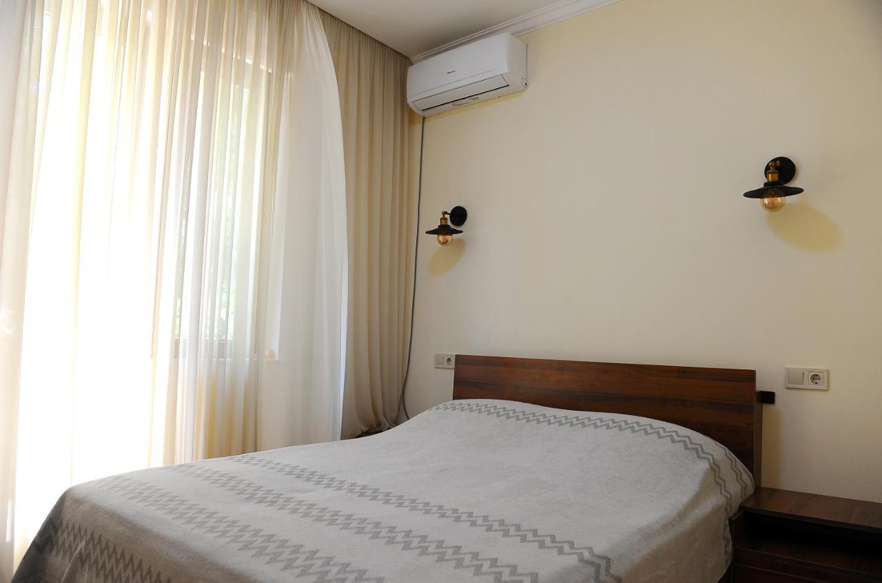Janika Apartments ティビリシ エクステリア 写真